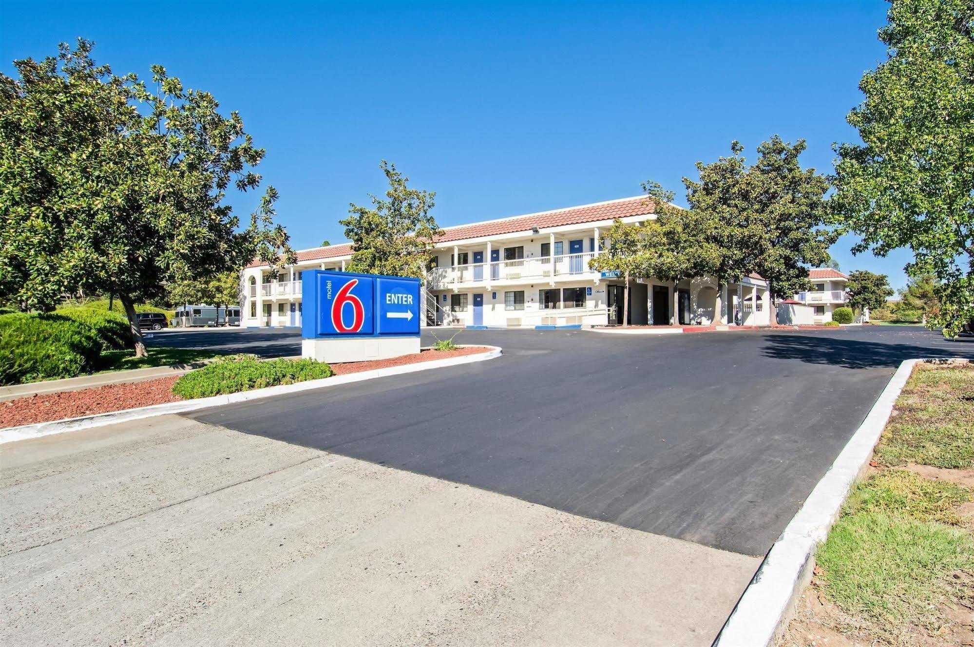 Motel 6-Redding, Ca - South מראה חיצוני תמונה