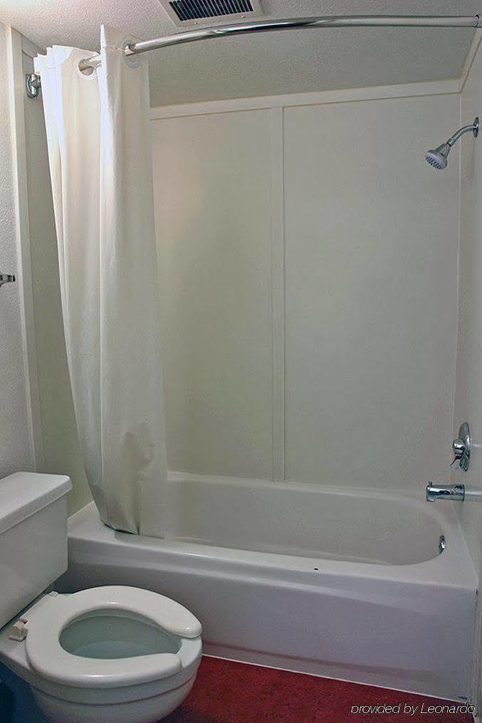 Motel 6-Redding, Ca - South מראה חיצוני תמונה